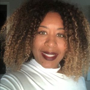 Meet your Posher, Carole